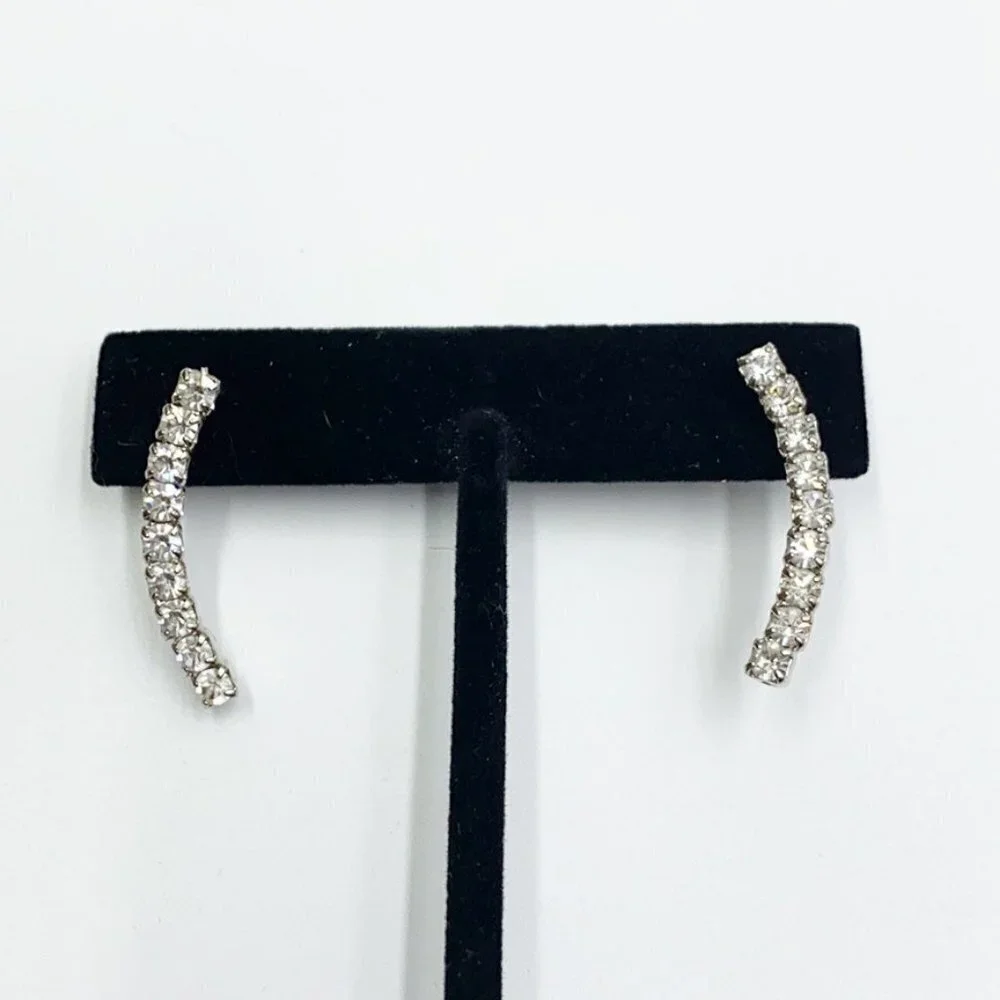 NORDSTROM Crystal Drop Earrings